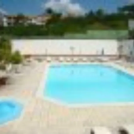 Residencial Pica Pau Hotel